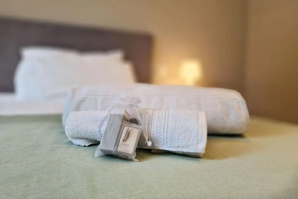 Villa Belvedere - Pool, Sauna, Gym, Private Nightclub San Fermo della Battaglia İtalya