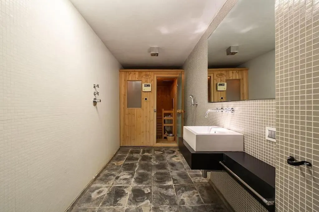 Villa Belvedere - Pool, Sauna, Gym, Private Nightclub San Fermo della Battaglia